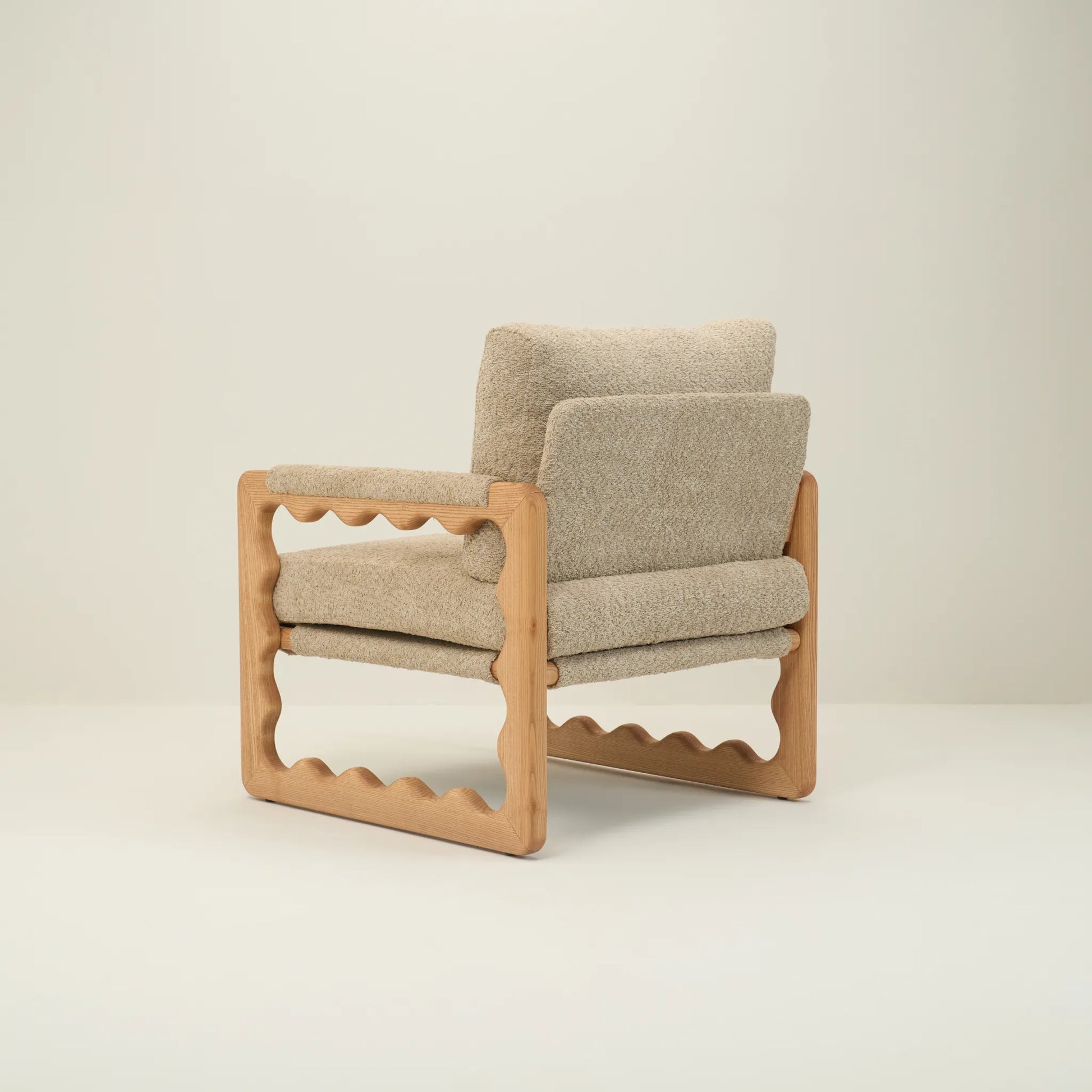 BISCOFF LOUNGE CHAIR