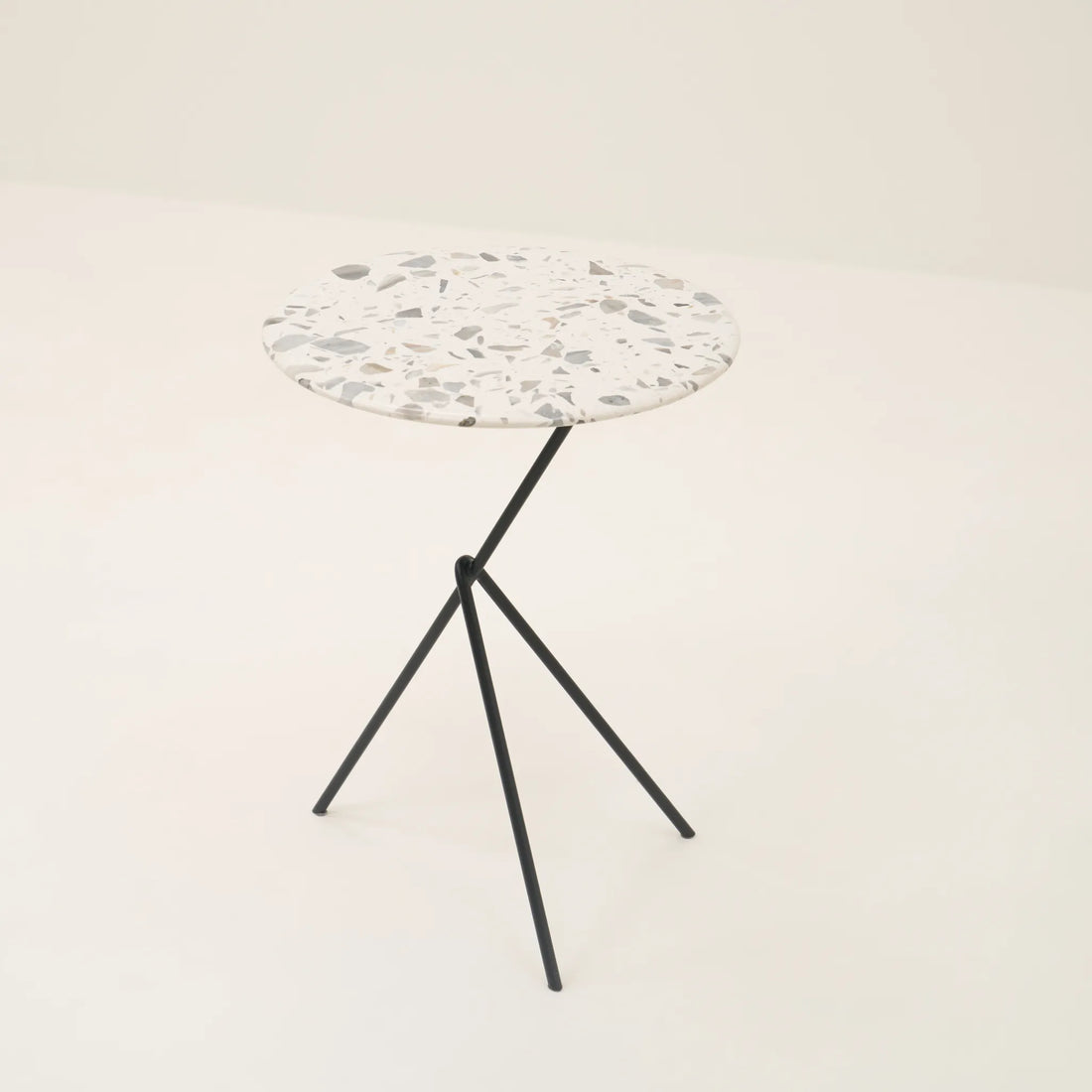 DIANA SIDE TABLE | PRIMO