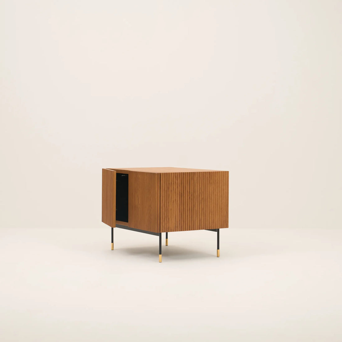 FORTE SIDE TABLE