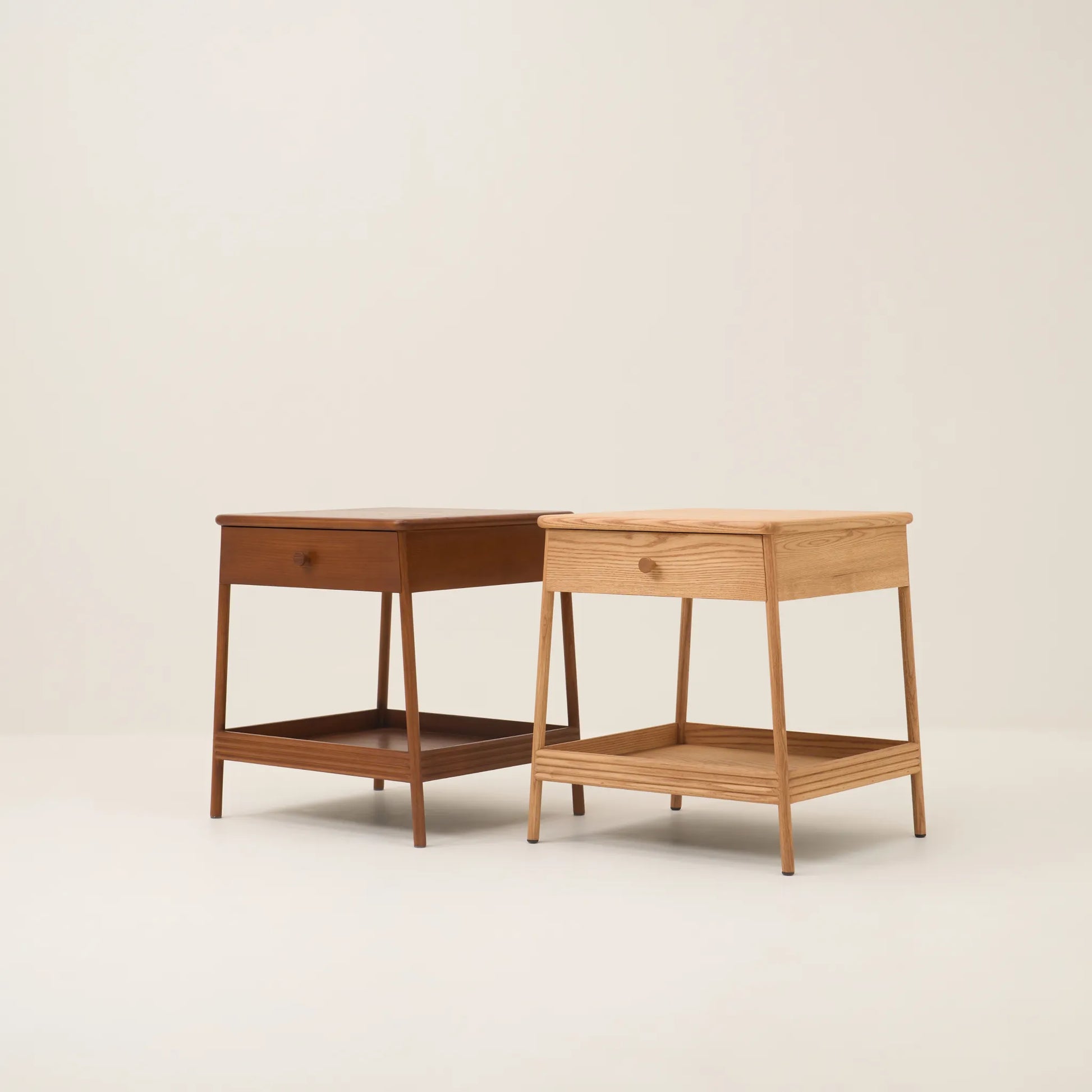 MAJA SIDE TABLE