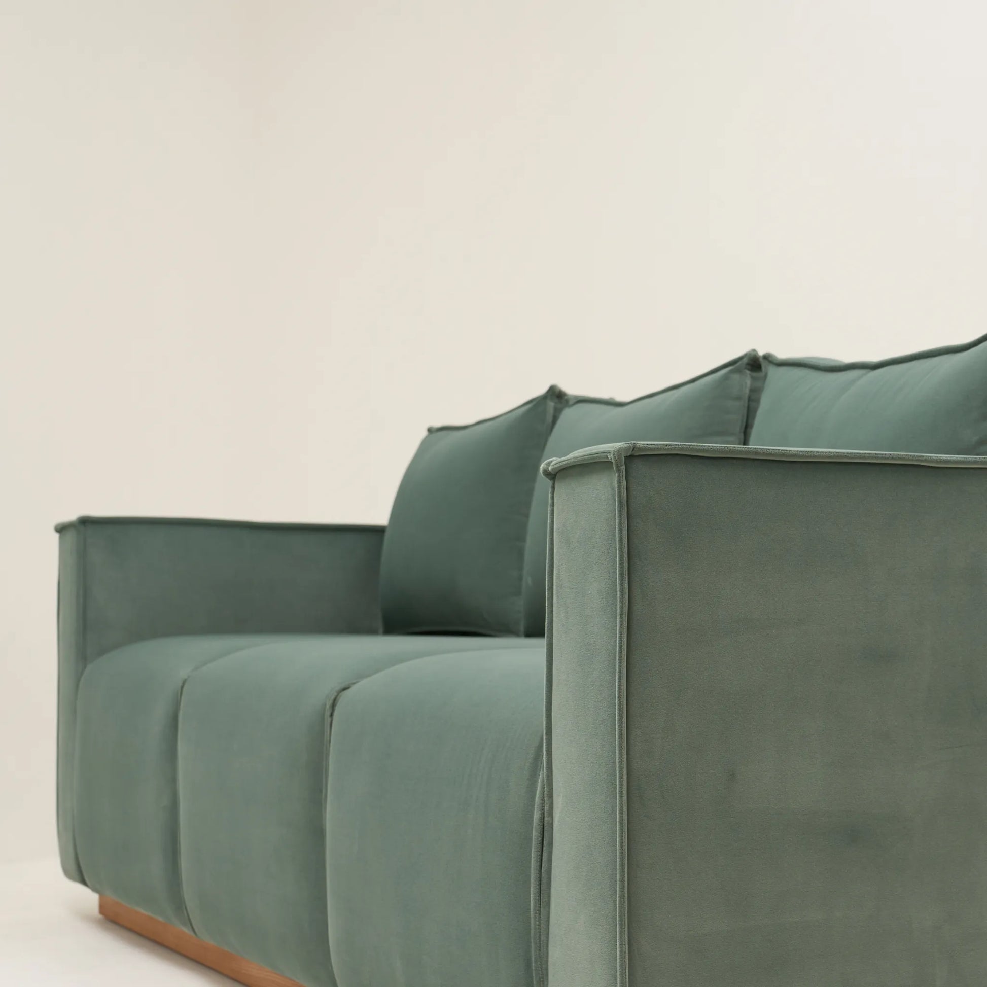 MAXIMO | 3 SEATER SOFA