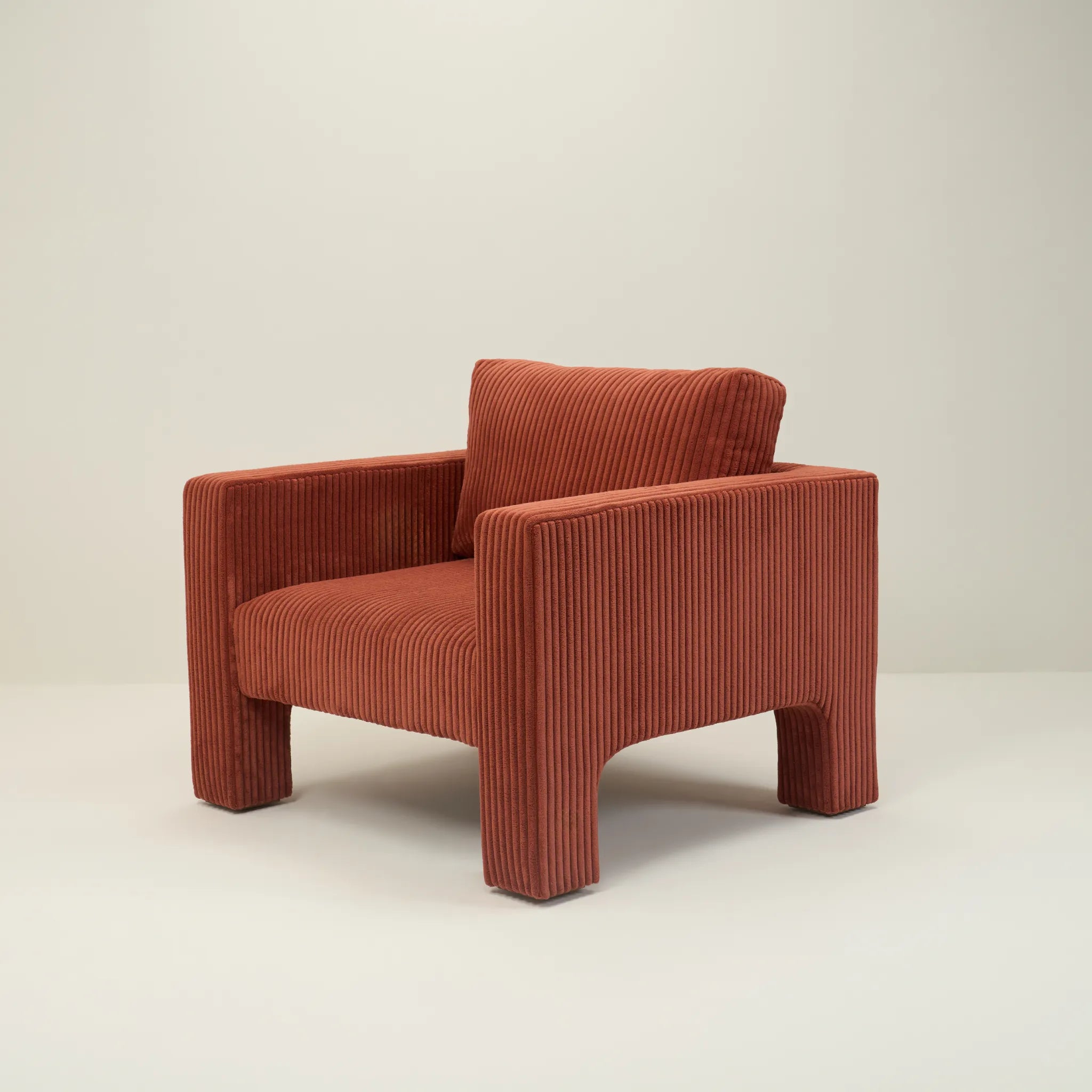 MONO LOUNGE CHAIR