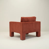 MONO LOUNGE CHAIR