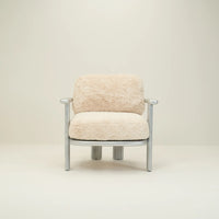 NANYUKI LOUNGE CHAIR