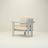 NANYUKI LOUNGE CHAIR