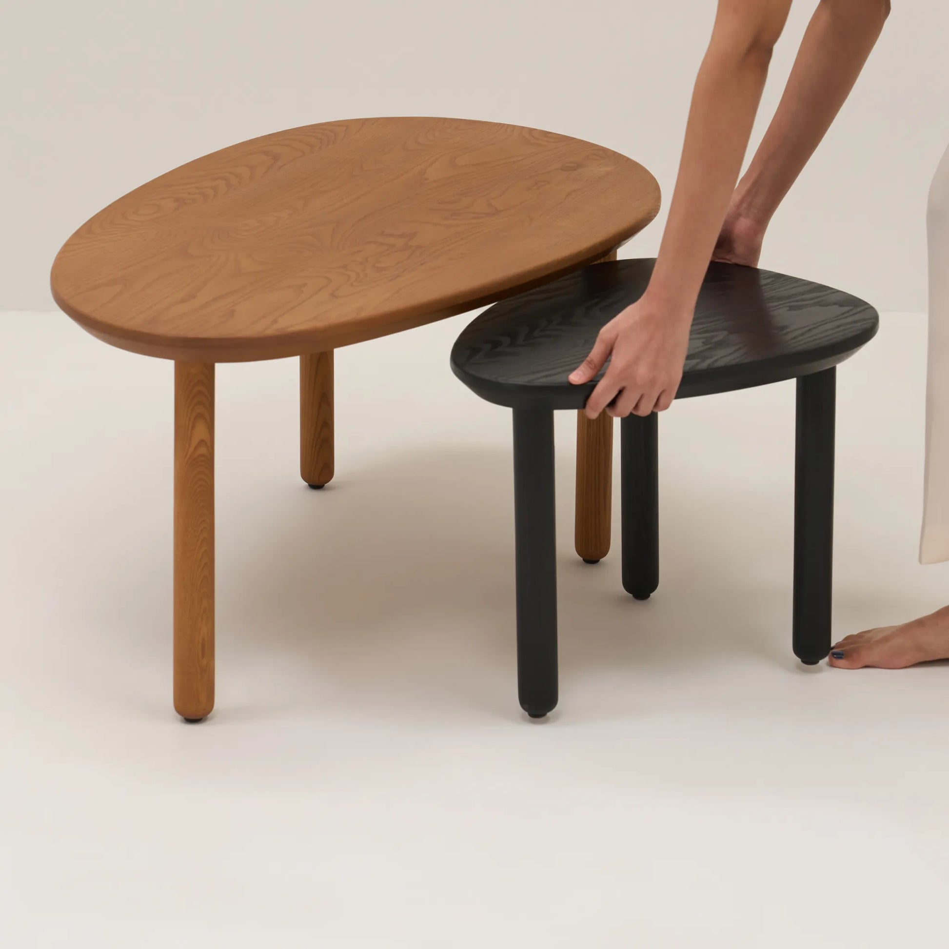 OVOID NESTING COFFEE TABLE