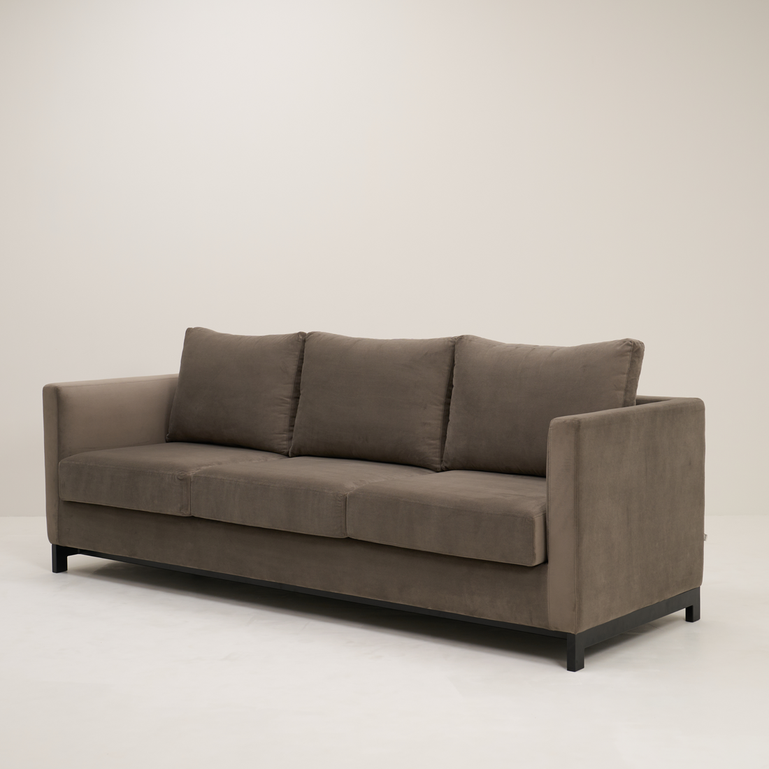 PABLO | 3 SEATER SOFA