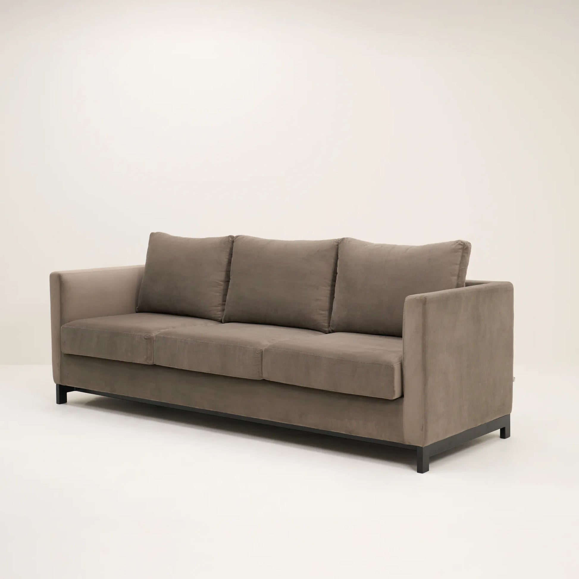 PABLO | 3 SEATER SOFA