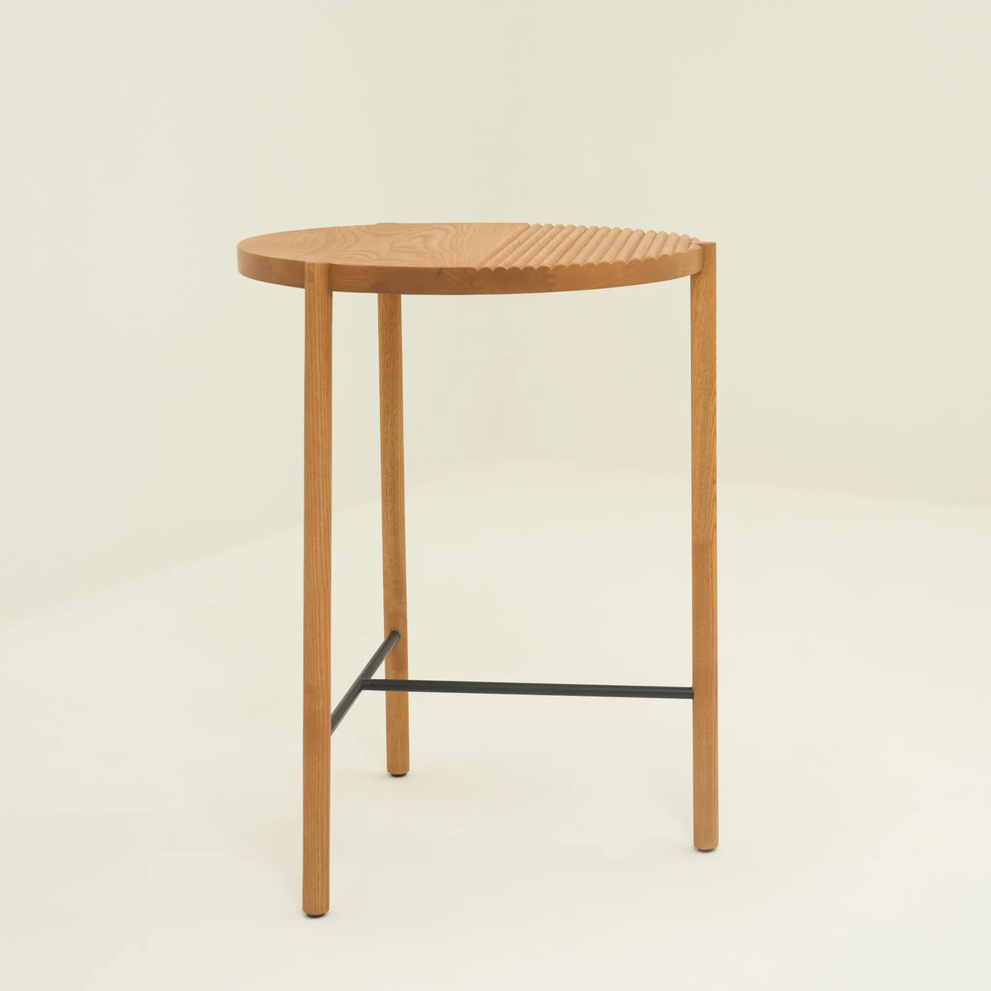 QUADRON SIDE TABLE