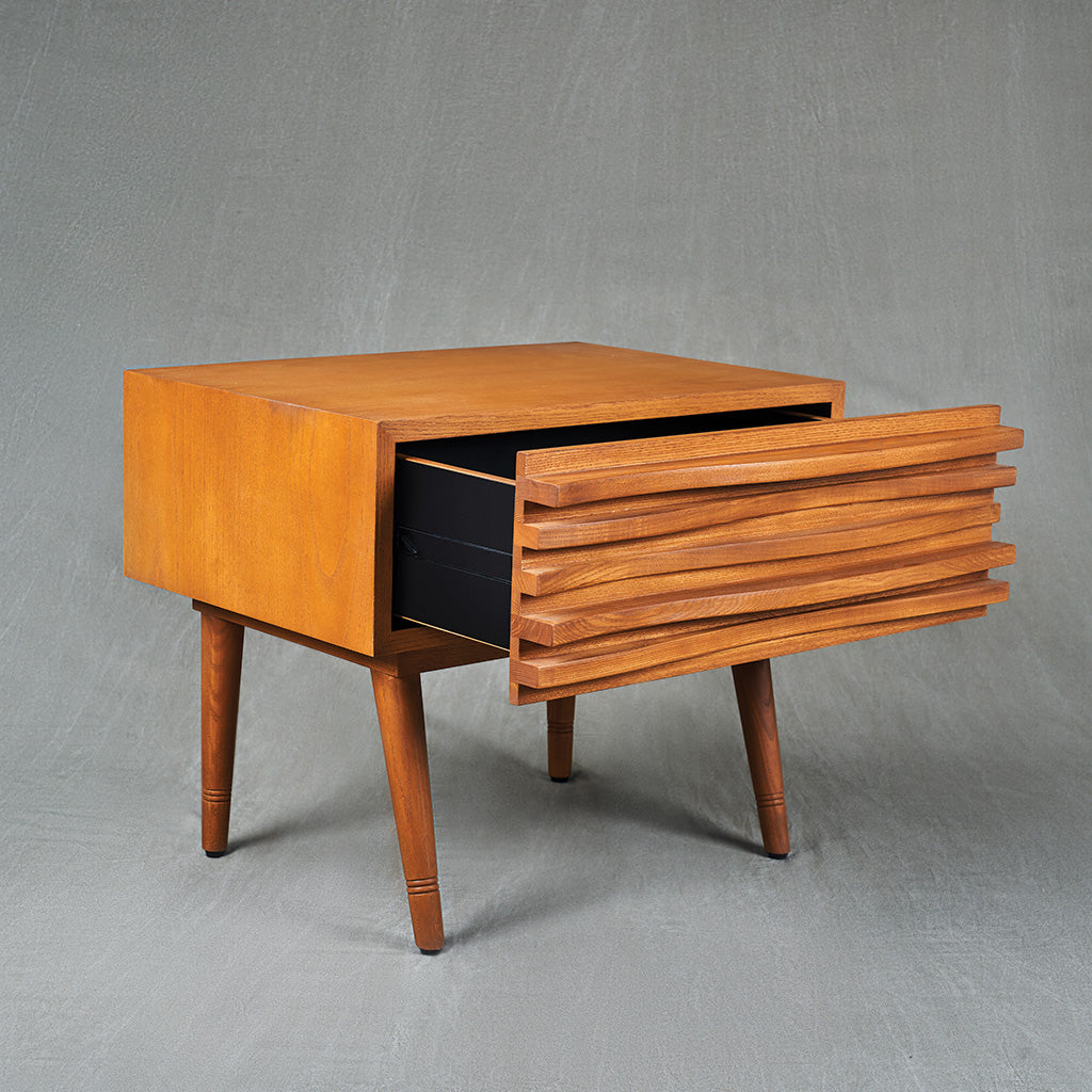 WAYVE BEDSIDE TABLE