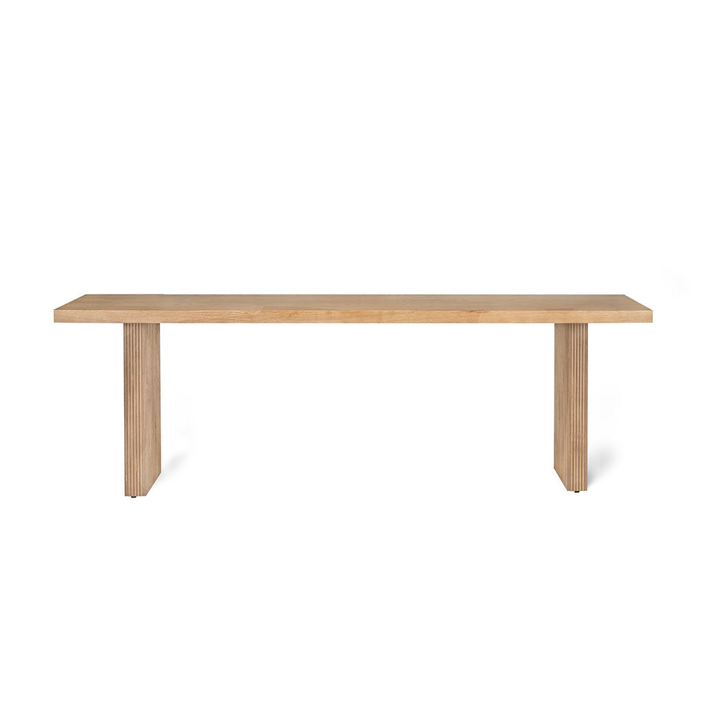 RYGA DINING TABLE