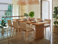 RYGA DINING TABLE